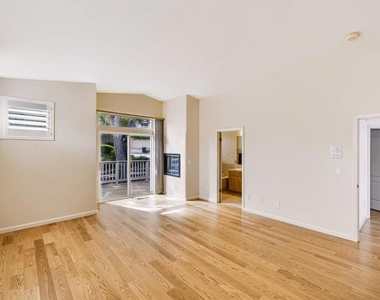 10456 Fairway Lane - Photo Thumbnail 20