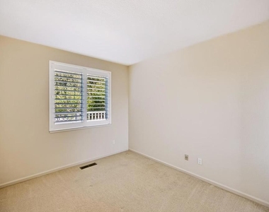 10456 Fairway Lane - Photo Thumbnail 37