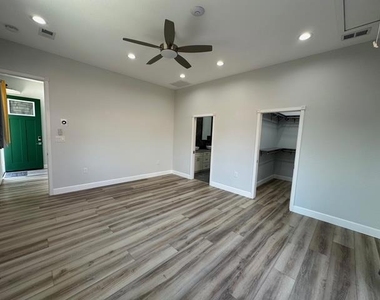 2114 Derby Avenue - Photo Thumbnail 19