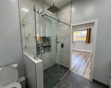 2114 Derby Avenue - Photo Thumbnail 21