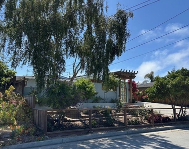 2114 Derby Avenue - Photo Thumbnail 22