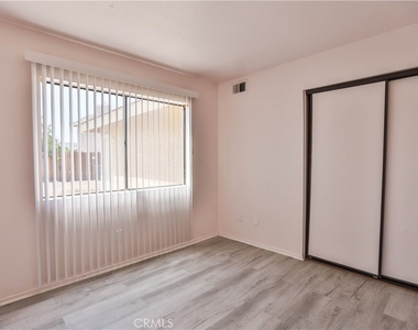 24307 Carman - Photo Thumbnail 17