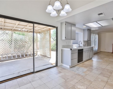 24307 Carman - Photo Thumbnail 9