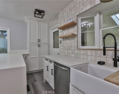 3031 Chestnut - Photo Thumbnail 10
