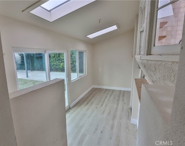 3031 Chestnut - Photo Thumbnail 13