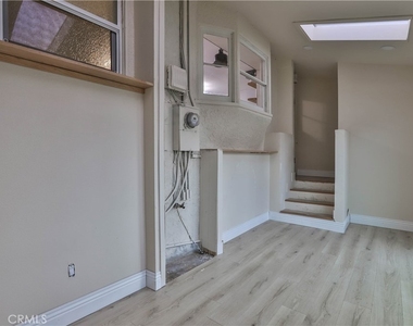 3031 Chestnut - Photo Thumbnail 15