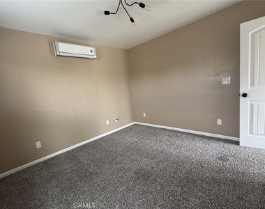 7654 Alder Avenue - Photo Thumbnail 9