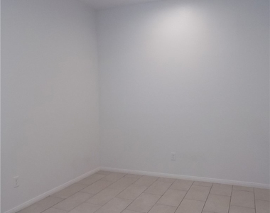 6640 Lake Street - Photo Thumbnail 9