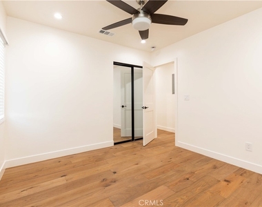 8006 Glider Avenue - Photo Thumbnail 23