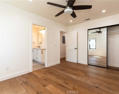 8006 Glider Avenue - Photo Thumbnail 25