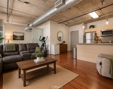 645 W 9th Street - Photo Thumbnail 1