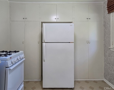 901 N Indian Hill Boulevard - Photo Thumbnail 11