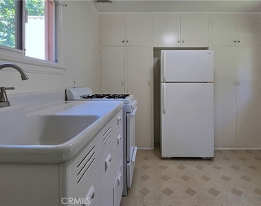 901 N Indian Hill Boulevard - Photo Thumbnail 8