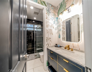 2932 Sunrise Way - Photo Thumbnail 5