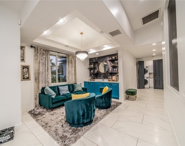 2932 Sunrise Way - Photo Thumbnail 15