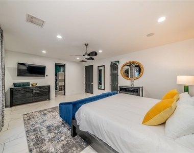 2932 Sunrise Way - Photo Thumbnail 7