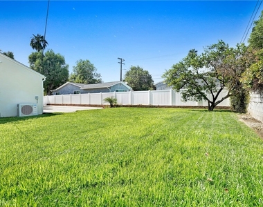 6722 Katherine Ave - Photo Thumbnail 23