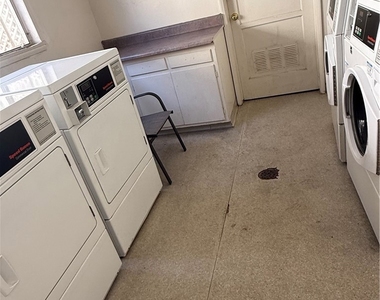 1804 Tamerlane Drive - Photo Thumbnail 2