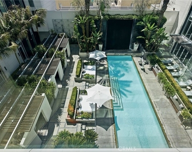 9000 W 3rd St - Photo Thumbnail 14