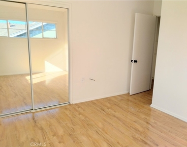 374 Grand - Photo Thumbnail 29
