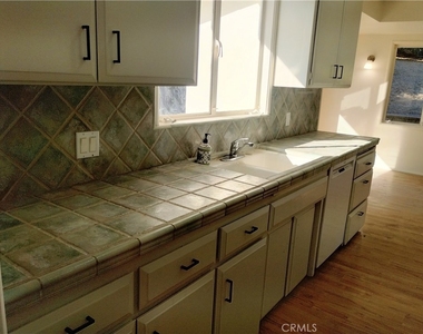 374 Grand - Photo Thumbnail 13