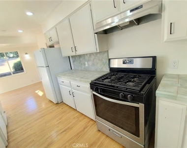 374 Grand - Photo Thumbnail 12