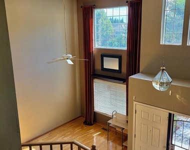 7 Goldmeadow Ct - Photo Thumbnail 15