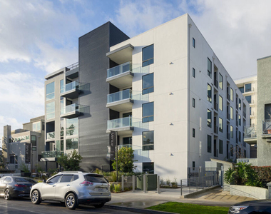 3667 Keystone Avenue - Photo Thumbnail 34