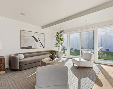 4600 Don Quixote Drive - Photo Thumbnail 8
