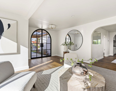 4600 Don Quixote Drive - Photo Thumbnail 11