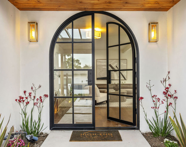 4600 Don Quixote Drive - Photo Thumbnail 6
