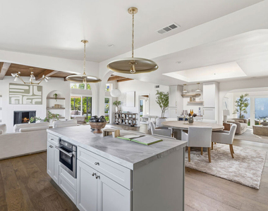4600 Don Quixote Drive - Photo Thumbnail 15