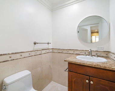 2306 Fox Hills Drive - Photo Thumbnail 29