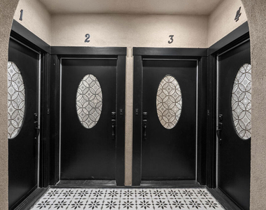 1305 Lucile Avenue - Photo Thumbnail 2