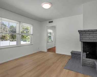 315 26th Street - Photo Thumbnail 13