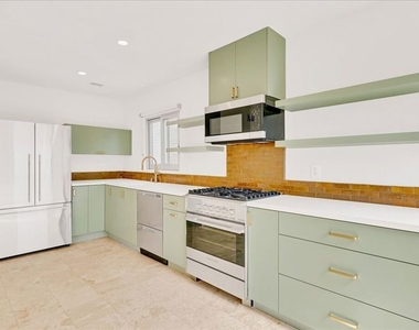 210 S Hamilton Drive - Photo Thumbnail 1