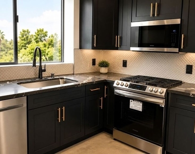 10867 Fruitland Drive - Photo Thumbnail 2