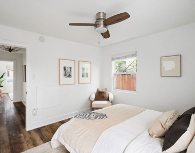 607 W 111th Place - Photo Thumbnail 26