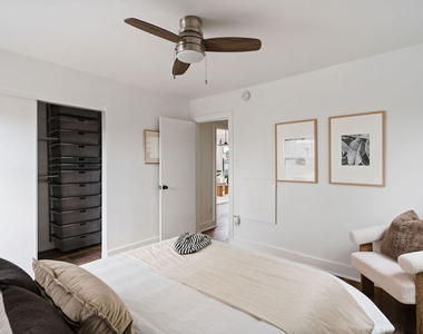 607 W 111th Place - Photo Thumbnail 25