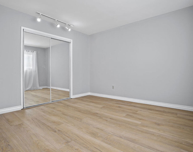 11743 Mayfield - Photo Thumbnail 15