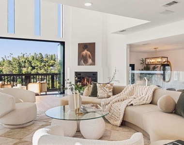 11559 Dona Teresa Drive - Photo Thumbnail 8