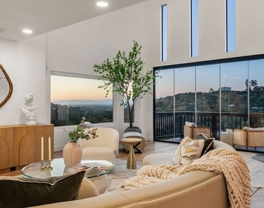 11559 Dona Teresa Drive - Photo Thumbnail 15