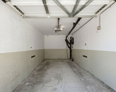 422 James Street - Photo Thumbnail 27