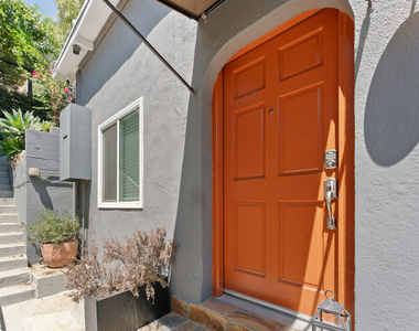 422 James Street - Photo Thumbnail 5