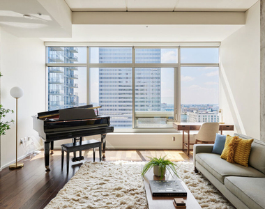 1155 S Grand Avenue - Photo Thumbnail 1