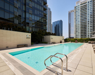 1155 S Grand Avenue - Photo Thumbnail 19