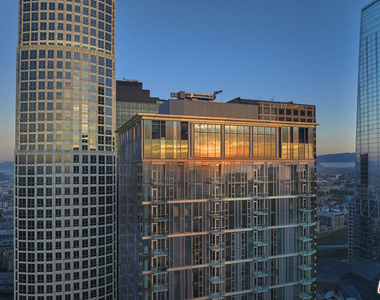 744 S Figueroa Street - Photo Thumbnail 5
