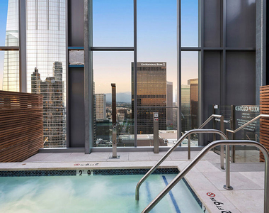 744 S Figueroa Street - Photo Thumbnail 50
