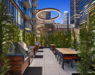744 S Figueroa Street - Photo Thumbnail 33