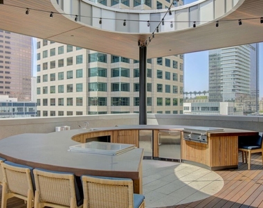 744 S Figueroa Street - Photo Thumbnail 28